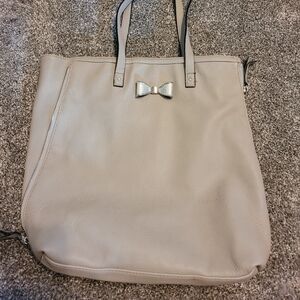 Candies Expandable Tote